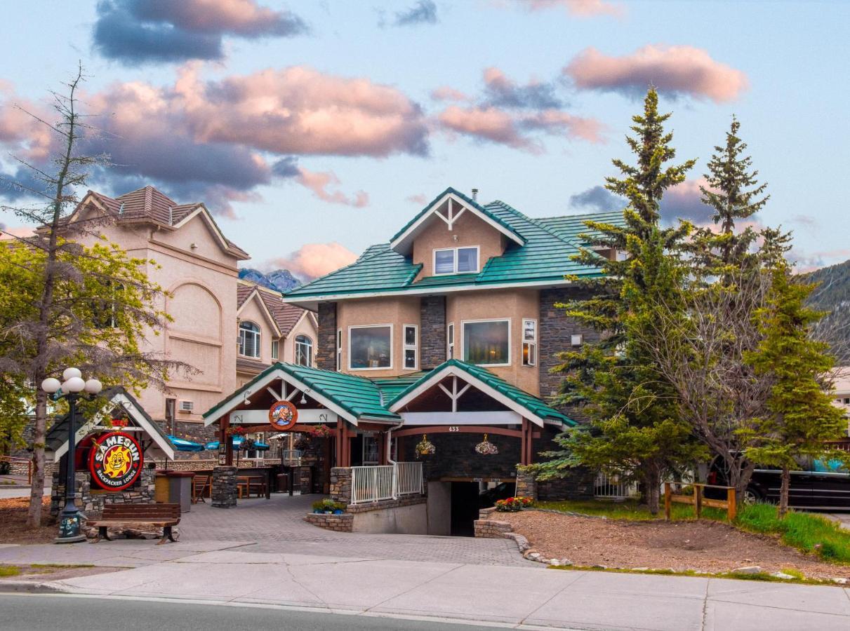 Samesun Banff Hostel Bagian luar foto