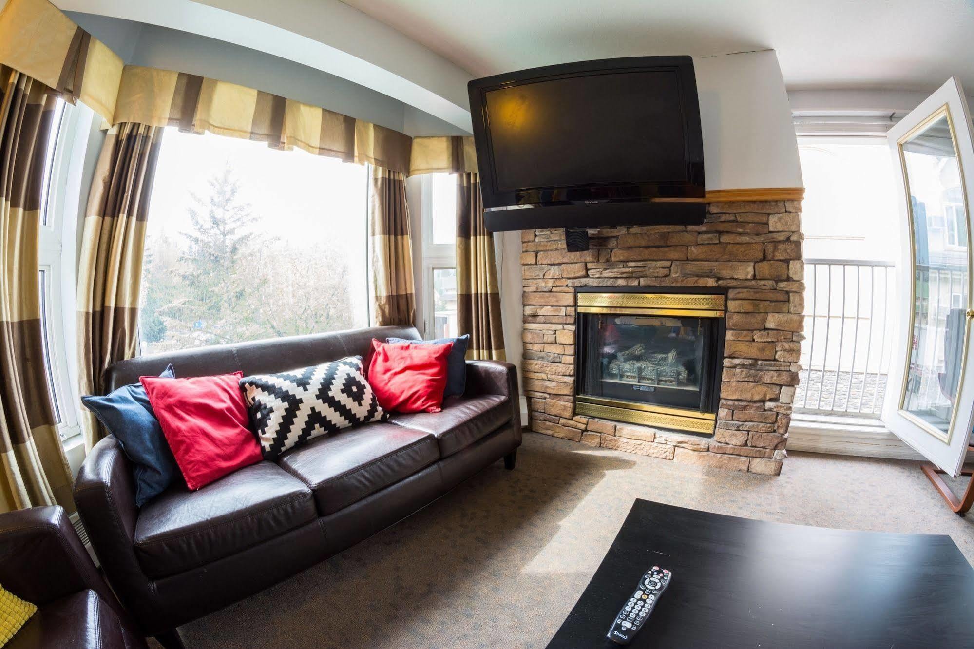 Samesun Banff Hostel Bagian luar foto